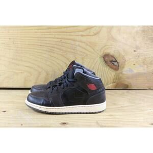 Nike Womens Sneakers Air Jordans Mid 1 Sz 7.5, 8 Gray Black Red Athletic Shoes